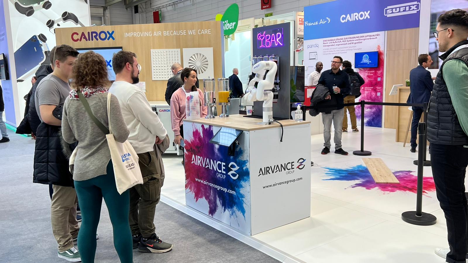 La location de robots à cocktails pour animer vos séminaires et ravir vos invités