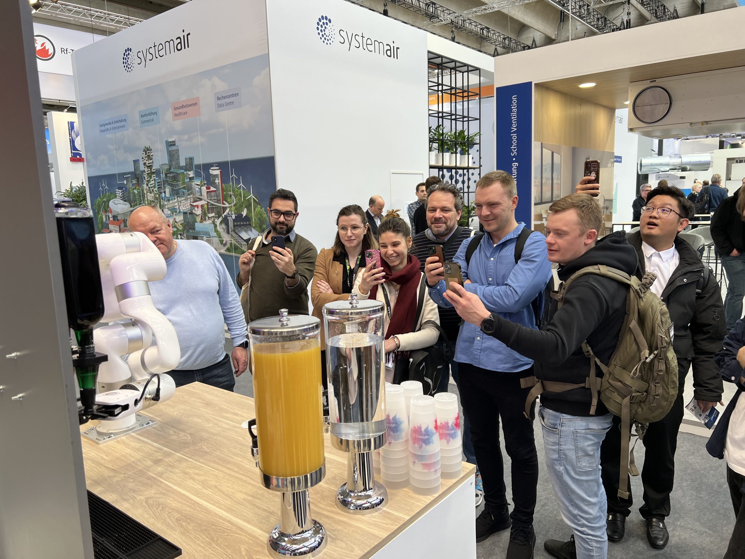 Location de robots à cocktails pour des salons dynamiques et animés.